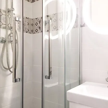 Capitole Moderne Confort Apartment *
